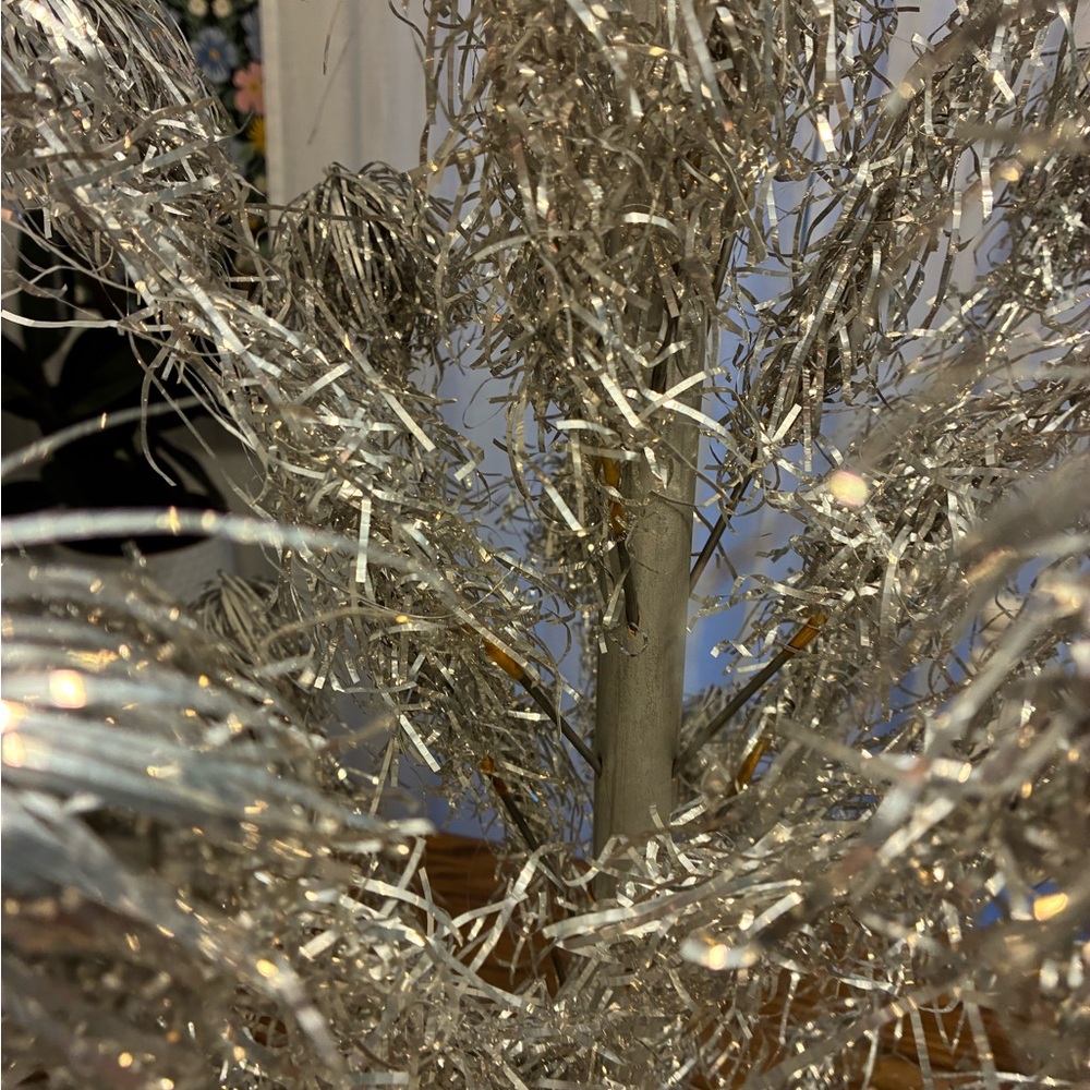Vintage Pompom Aluminum Christmas Tree - Picture 11 of 13